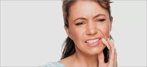 Brossage régulier et soigné des dents