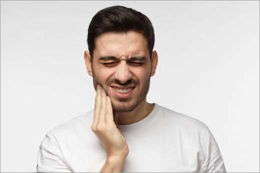 Mal à la mâchoire  causes symptômes et traitements